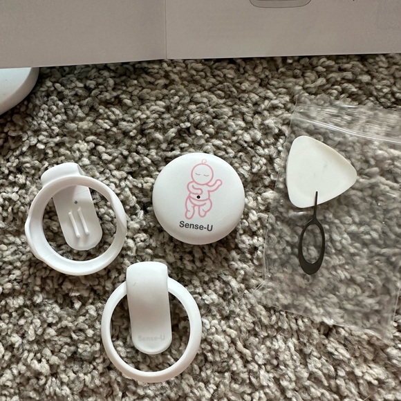 Sense-U Smart Baby Movement Monitor 3 - Tracks Baby's Abdominal Movement, Sleep - Picture 9 of 14